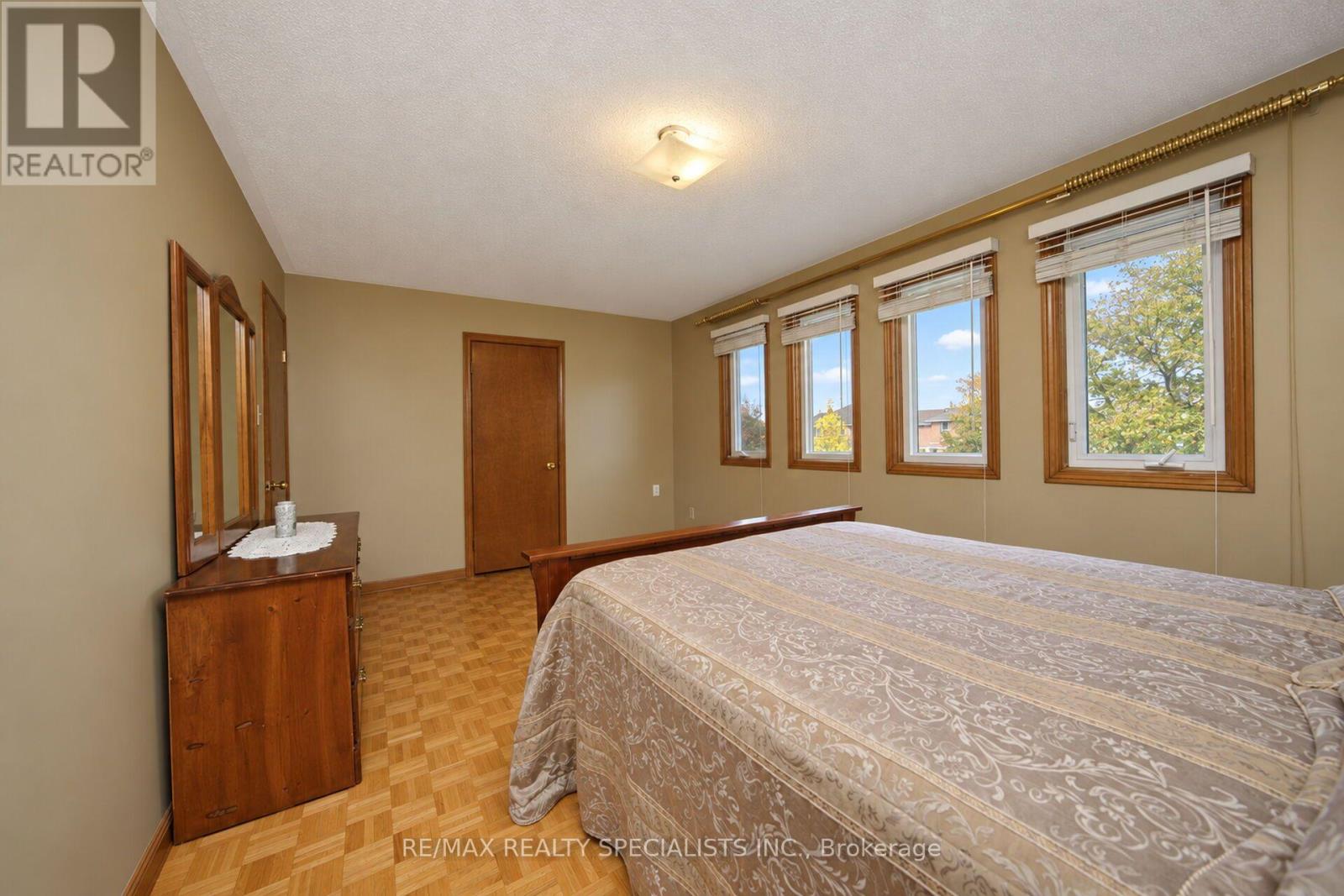 157 Sunforest Drive, Brampton, ON photo 33