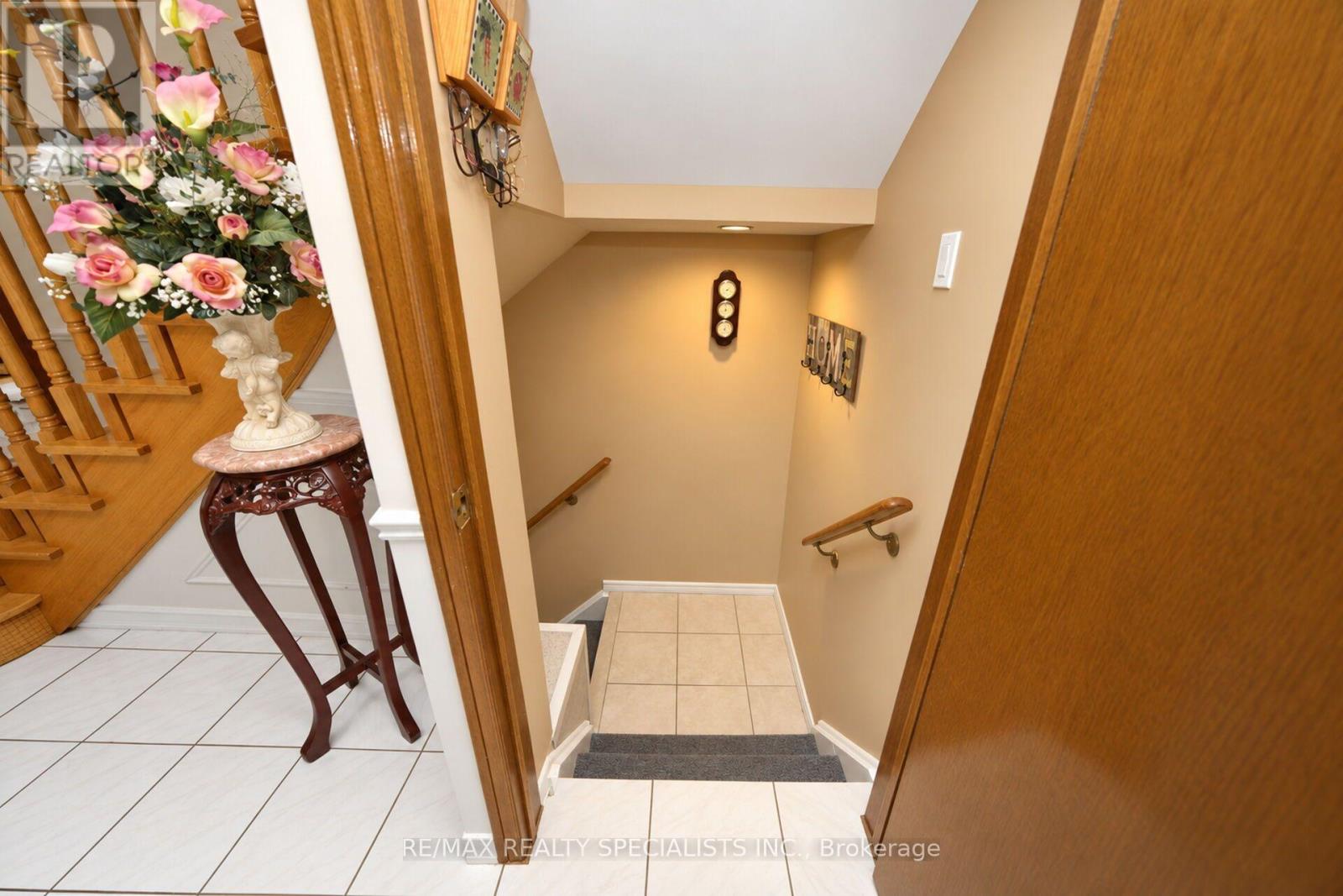 157 Sunforest Drive, Brampton, ON photo 35