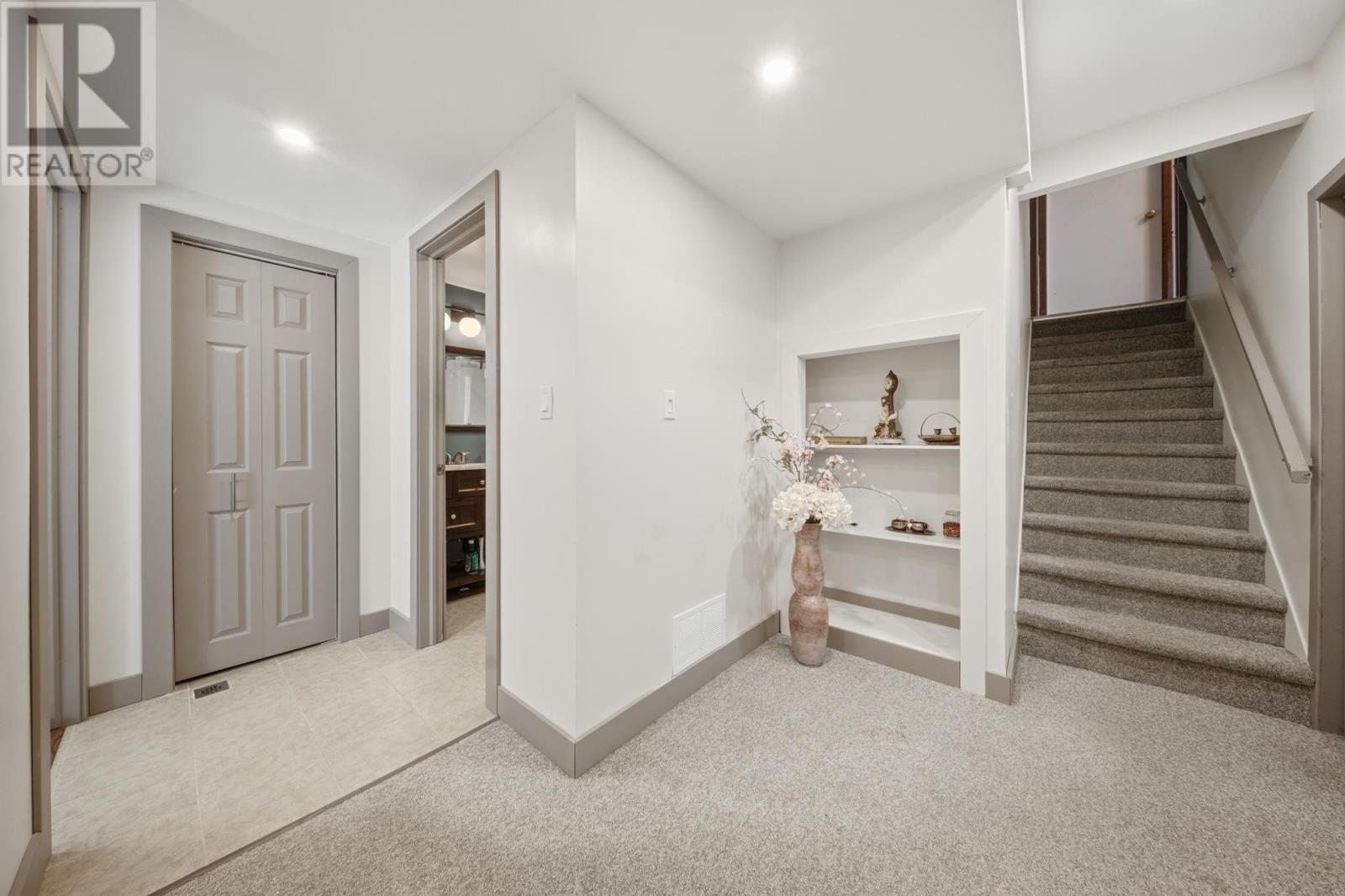 70 Country Club Pl — photo 27