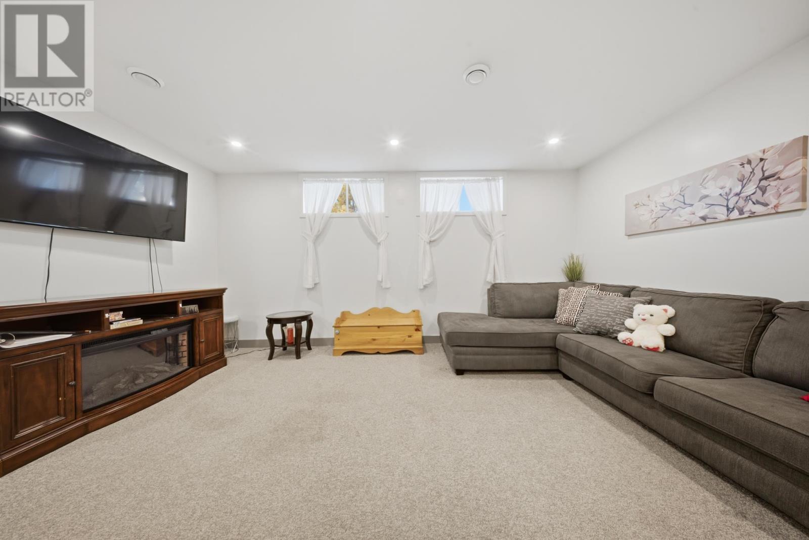 70 Country Club Pl — photo 30