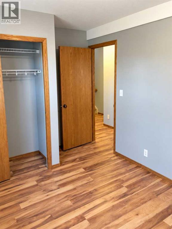 Listing photo – 231 & 233 Kendrew Drive, Red Deer