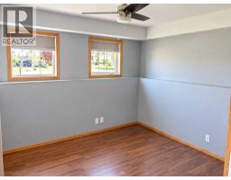 231 & 233 Kendrew Drive, Red Deer, AB T4P3Z1 Photo 16