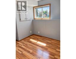 231 & 233 Kendrew Drive, Red Deer, AB T4P3Z1 Photo 37
