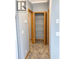 231 & 233 Kendrew Drive, Red Deer, AB T4P3Z1 Photo 9