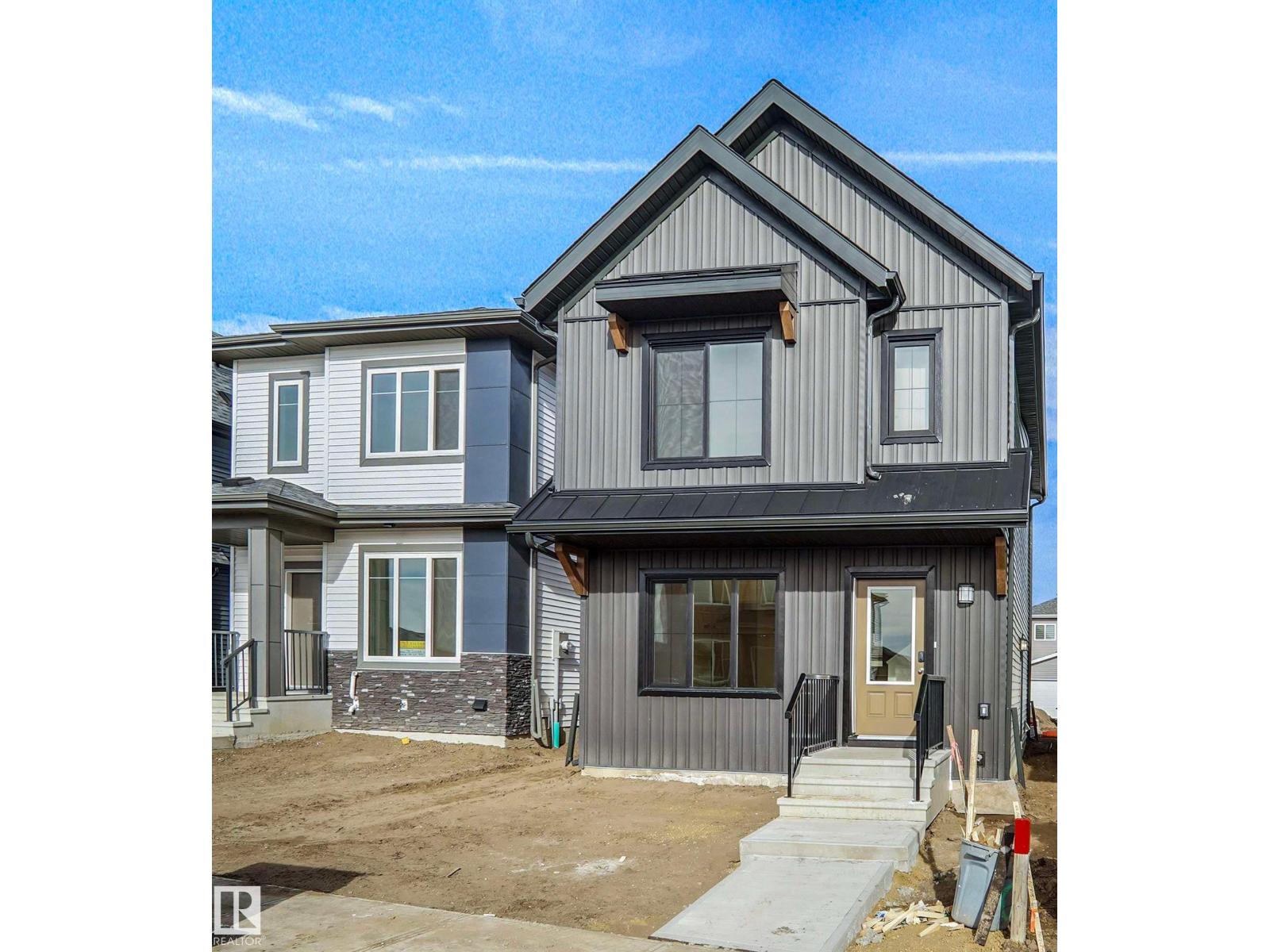 82 Juniper Wd photo 2 — MLS® E4494657