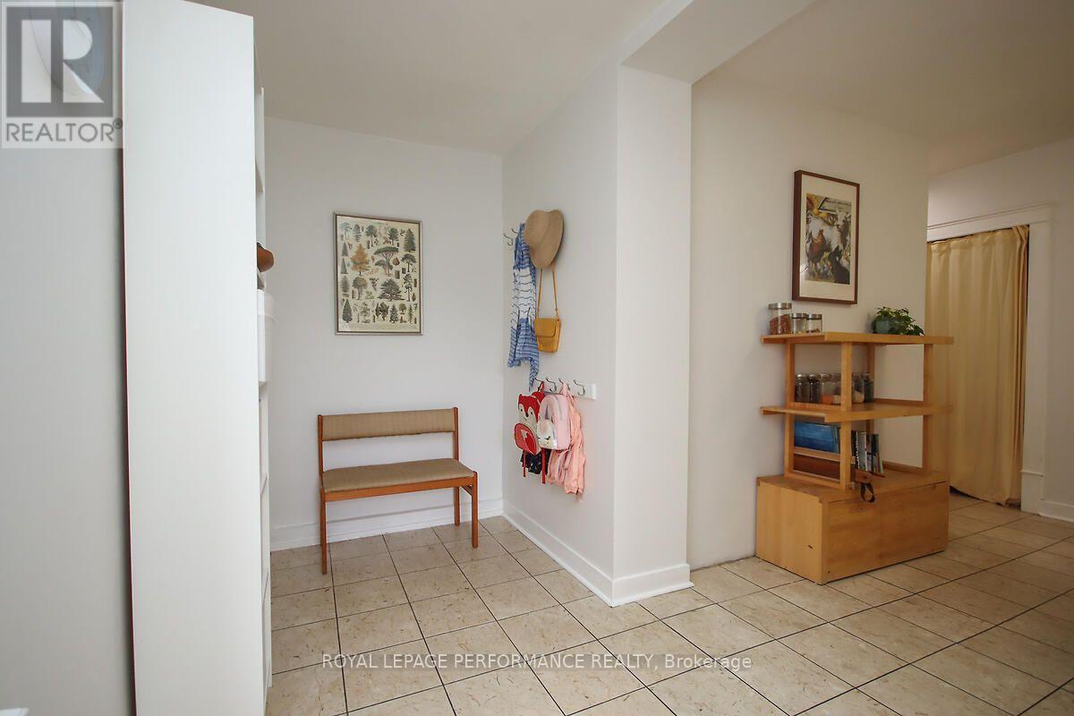 49 BAYSWATER AVENUE - 14