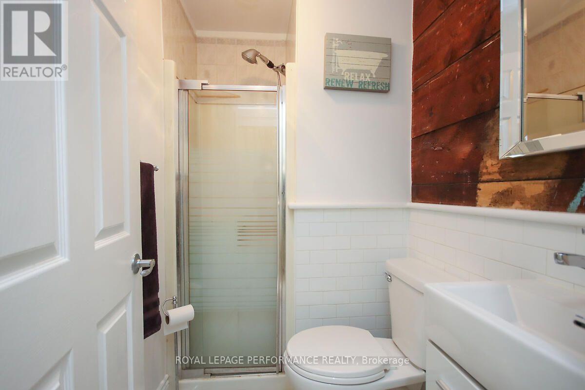 49 BAYSWATER AVENUE - 16