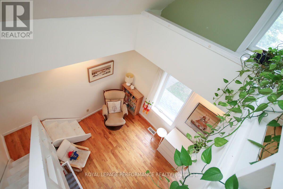 49 BAYSWATER AVENUE - 22