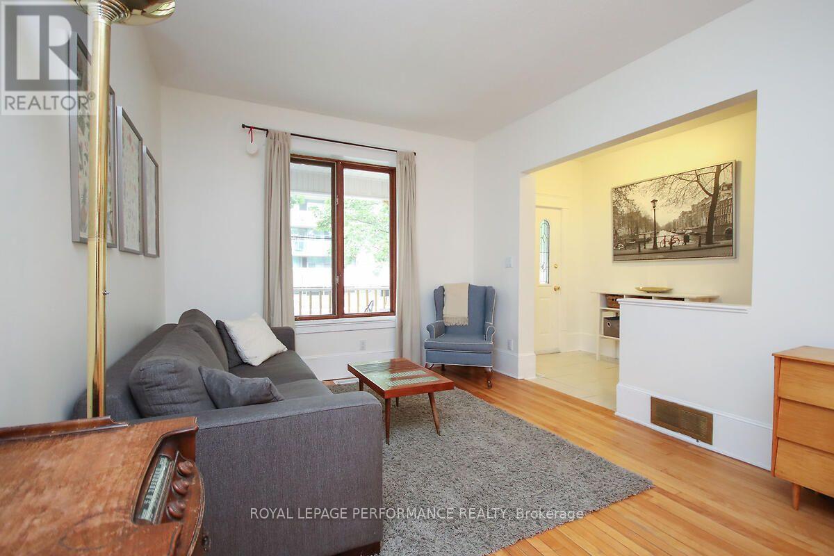 49 BAYSWATER AVENUE - 7