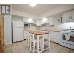 Bathroom - 49 Bayswater Avenue, Ottawa, ON K1Y2E7 Photo 13