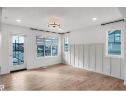 1198 Aster Bv Nw, Edmonton, AB T6T2N8 Photo 16