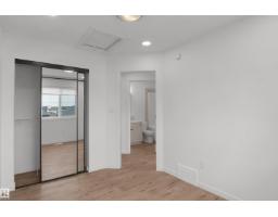 1198 Aster Bv Nw, Edmonton, AB T6T2N8 Photo 25