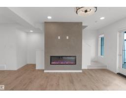 Bedroom 3 - 1198 Aster Bv Nw, Edmonton, AB T6T2N8 Photo 6