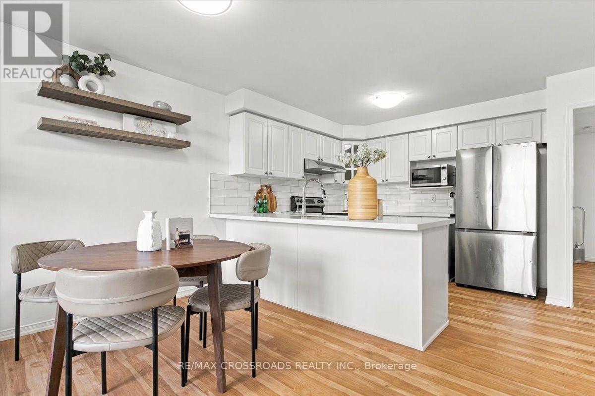 1220 Langley Circle, Oshawa, ON photo 11