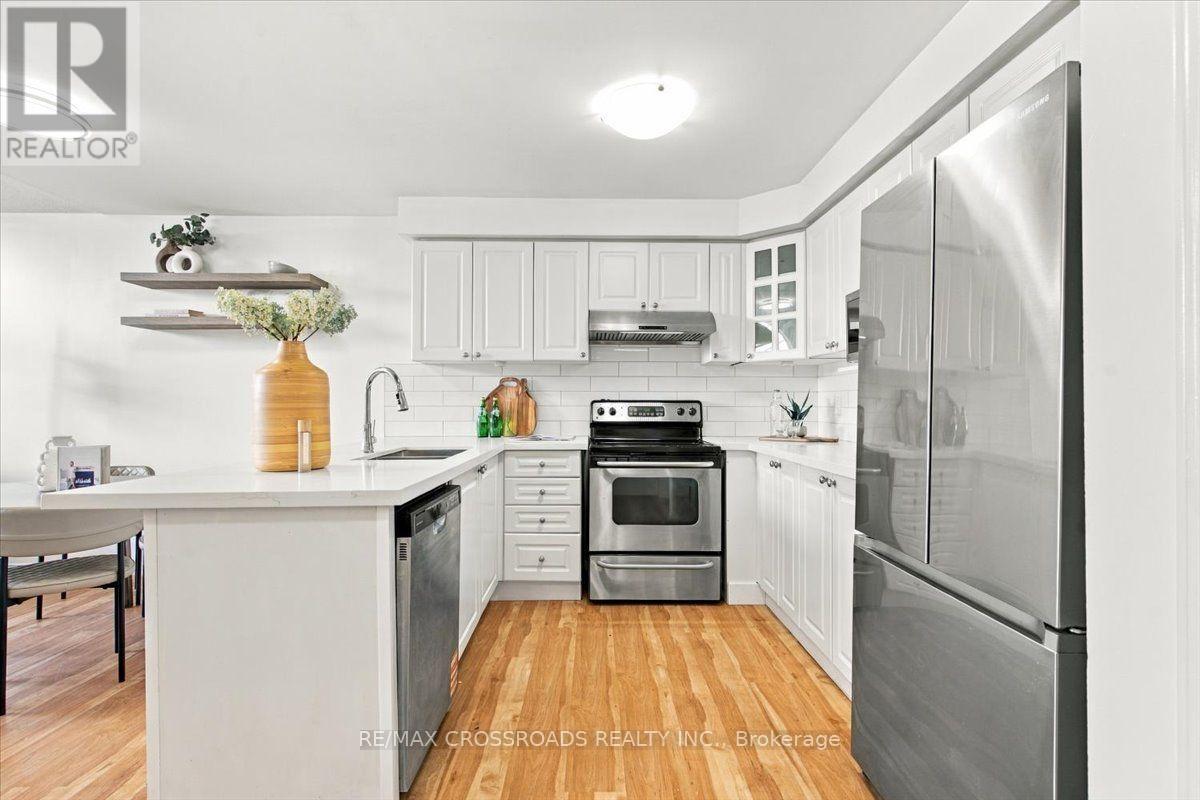 1220 Langley Circle, Oshawa, ON photo 13