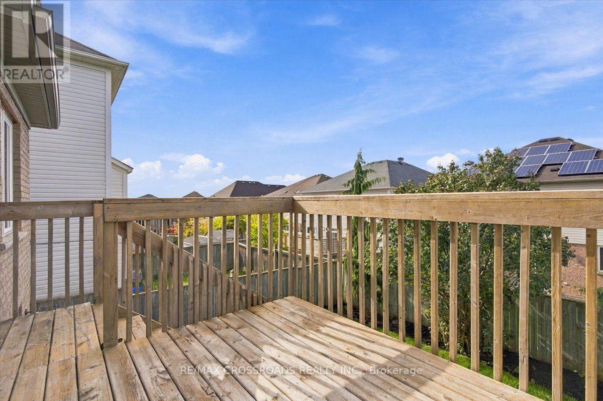 1220 Langley Circle, Oshawa, ON photo 8