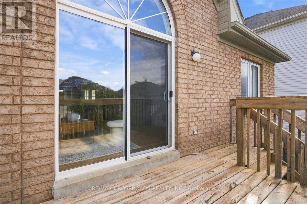 1220 Langley Circle, Oshawa, ON photo 9