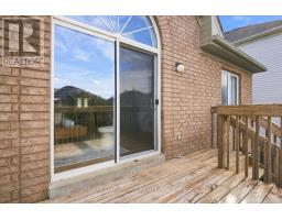 1220 Langley Circle, Oshawa, ON L1K0E2 Photo 9