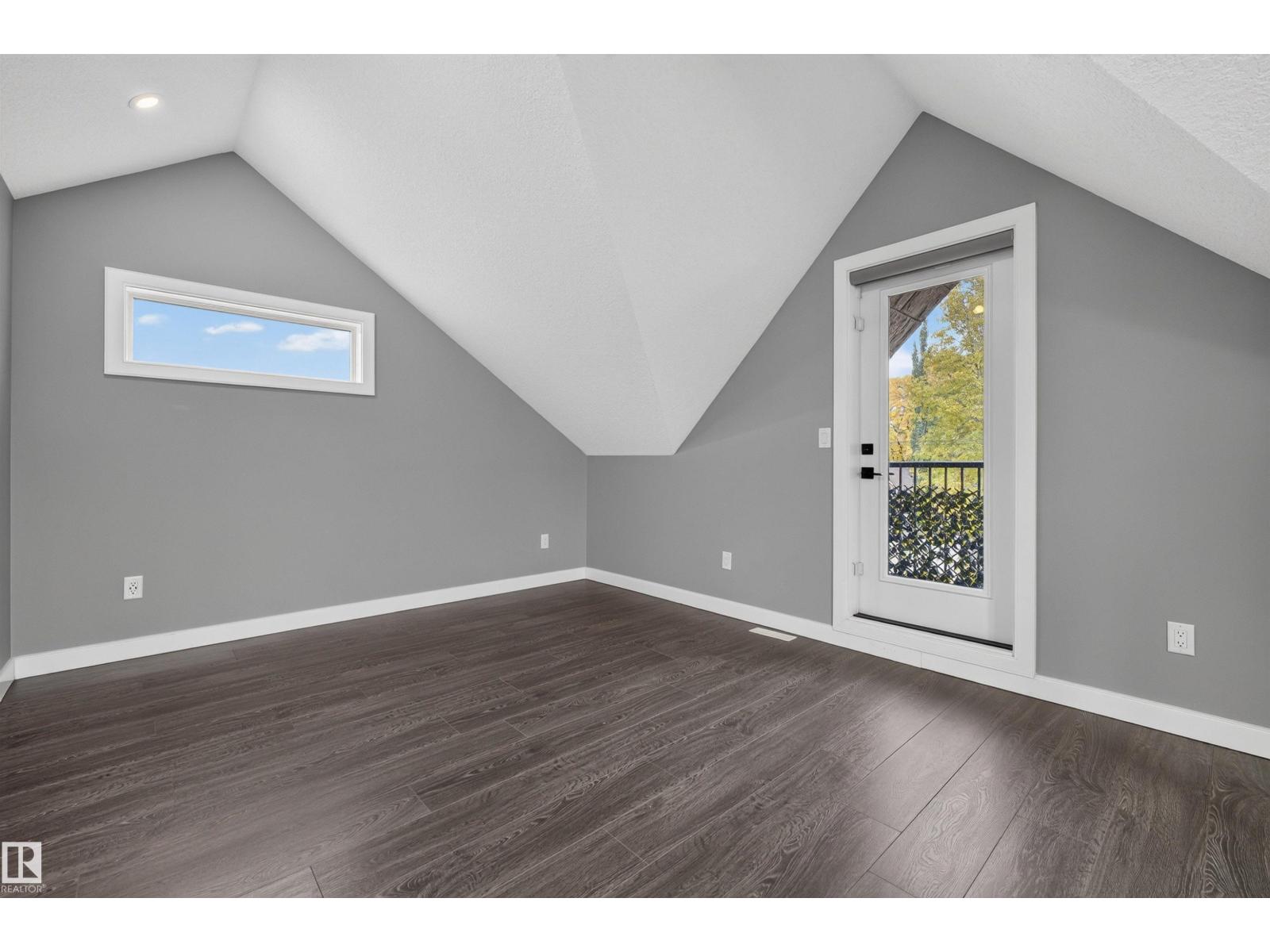 9526 109A AV NW - 15