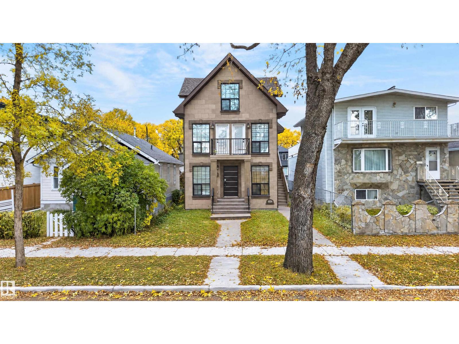 9526 109A AV NW - 2