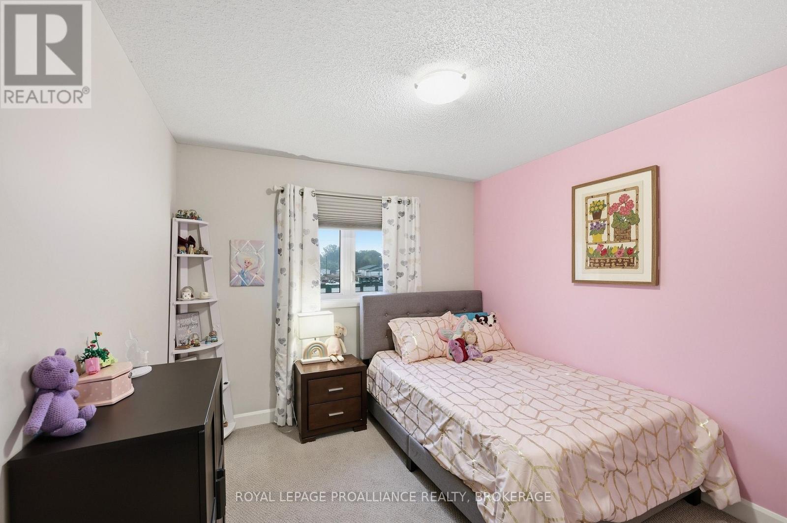 1205 MAX CRESCENT - 30