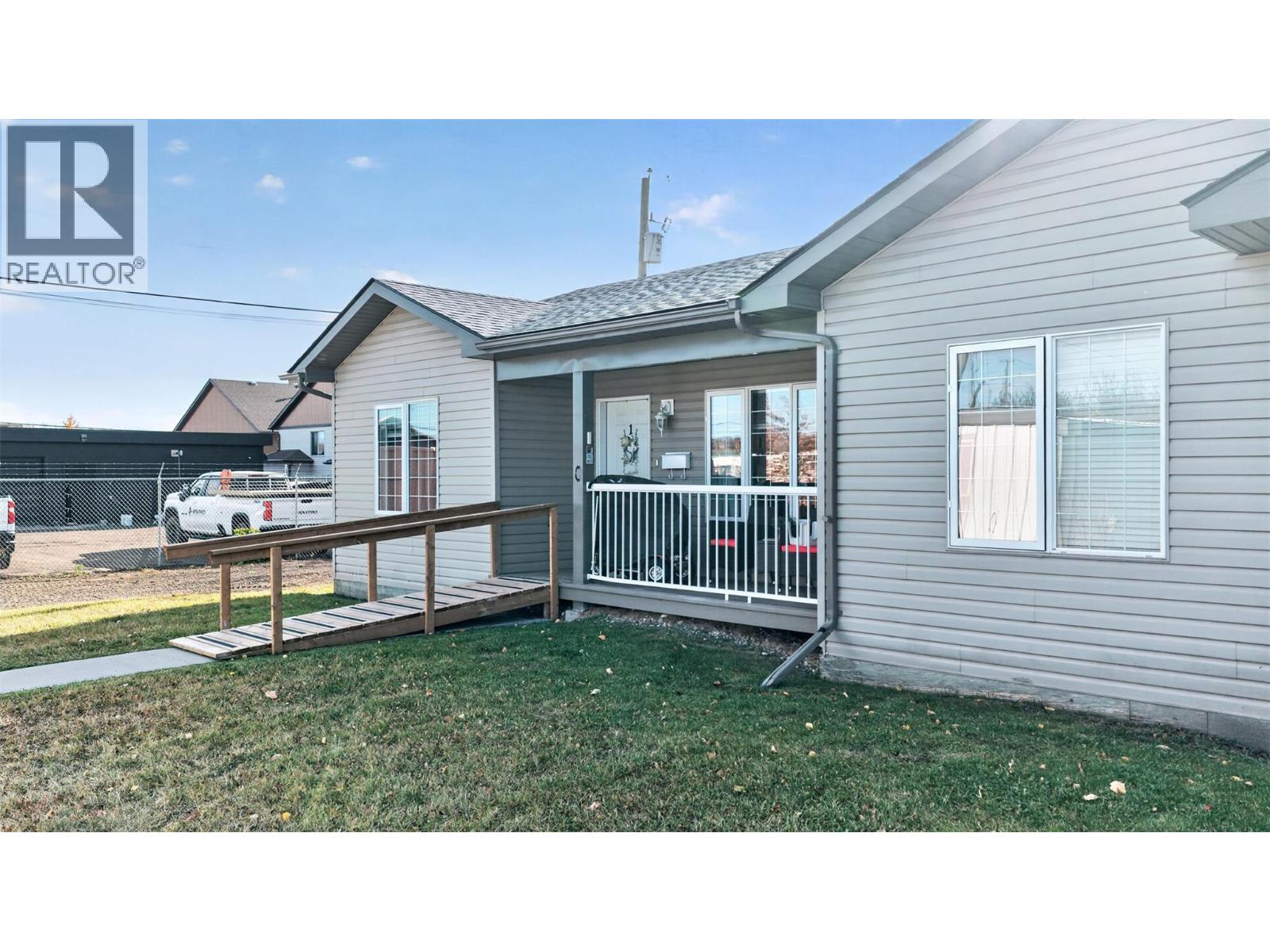 1717 102 Avenue, Dawson Creek - Image 1