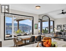 4pc Ensuite bath - 7079 Jasper Drive, Vernon, BC V1H1P2 Photo 14