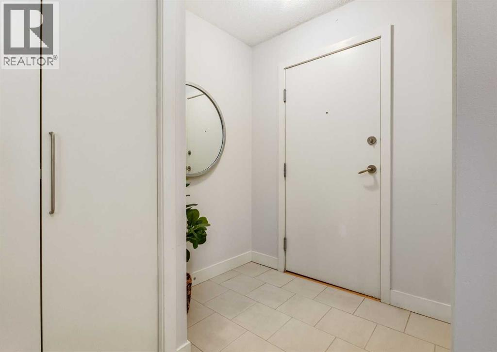 339, 35 Richard Court SW photo 4