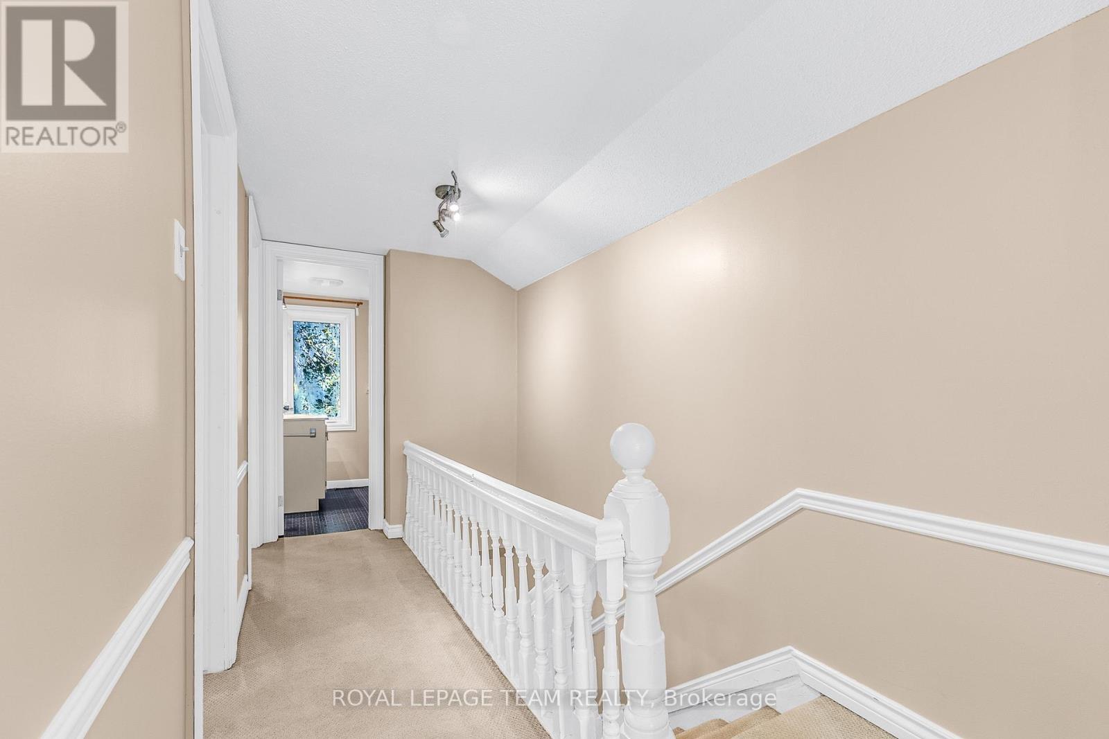 44 STE CECILE STREET, Ottawa — photo 9