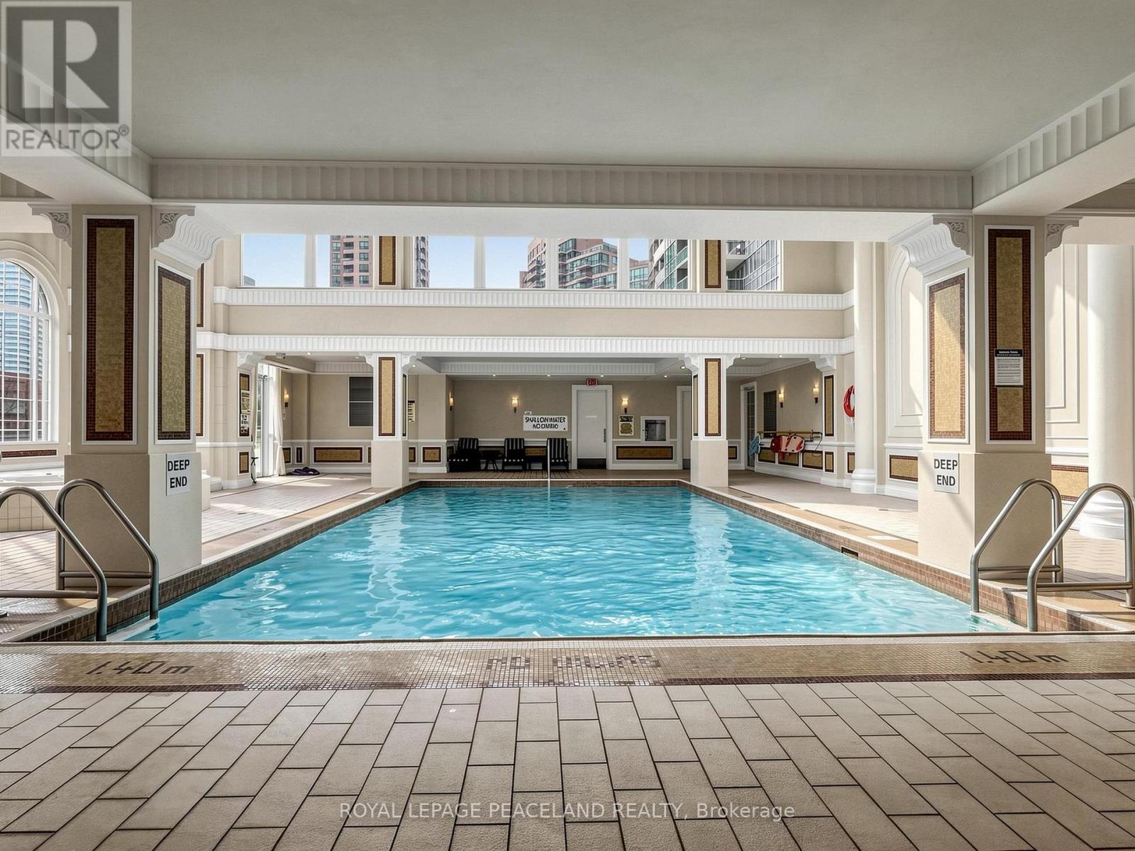 #2326 25 GREENVIEW AVENUE - 36