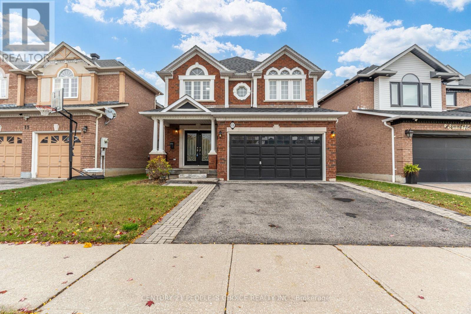 11 Searell Avenue, Ajax, ON photo 2