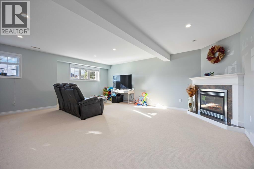 682 Bentinck DRIVE - 16