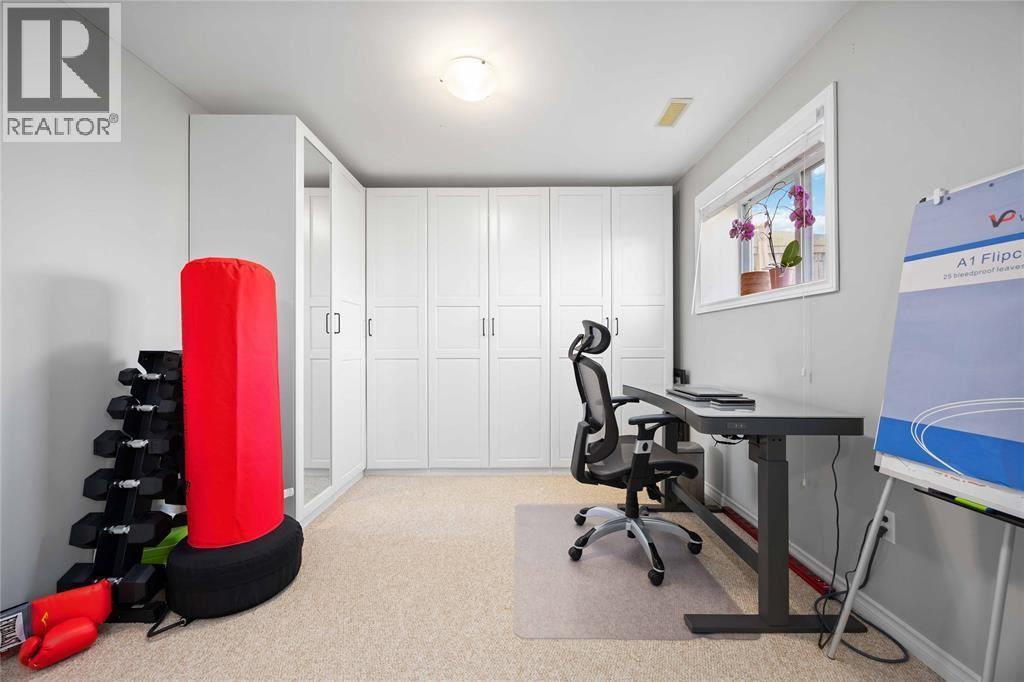 682 Bentinck DRIVE - 20