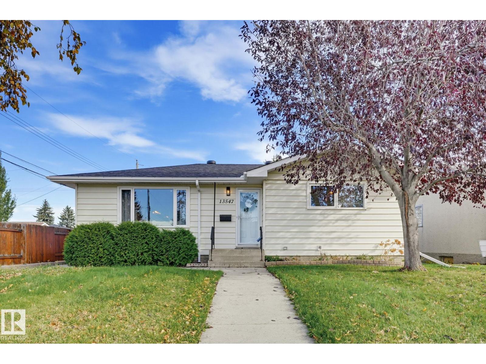 Photo of 13547 90 ST NW, Edmonton