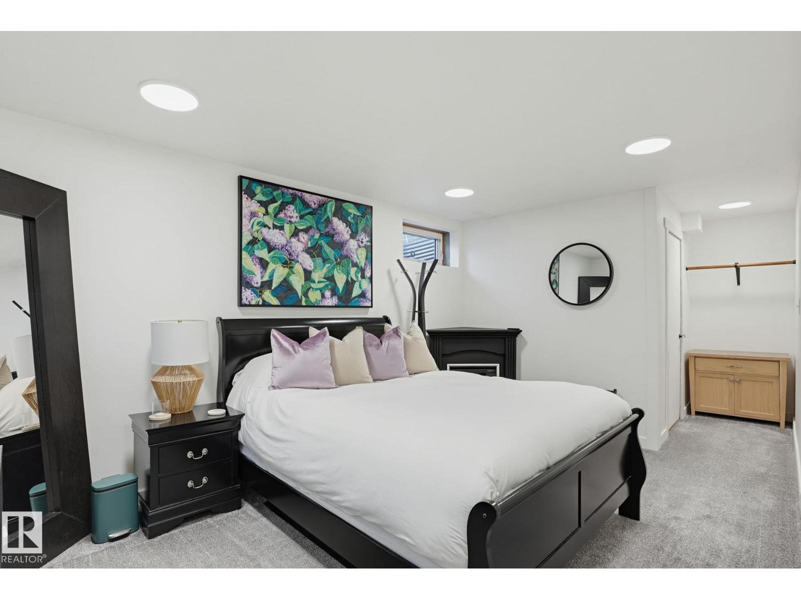 13547 90 Street NW, photo 21