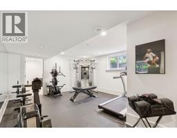 2703 Carleton Street Sw, Calgary, AB T2T3L1 Photo 39