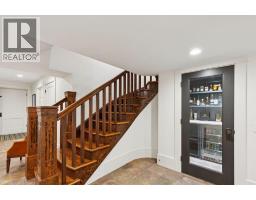 2703 Carleton Street Sw, Calgary, AB T2T3L1 Photo 36