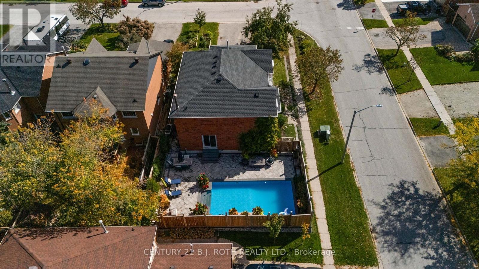 2 Brushwood Crescent, Barrie, ON photo 26