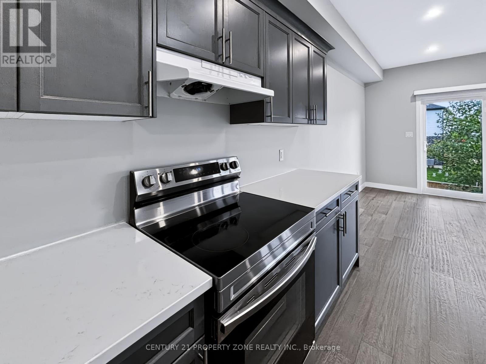 3596 Southbridge Avenue — photo 21