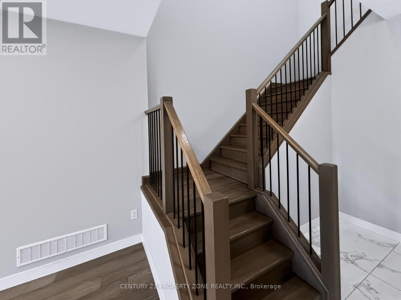 3596 Southbridge Avenue — photo 23