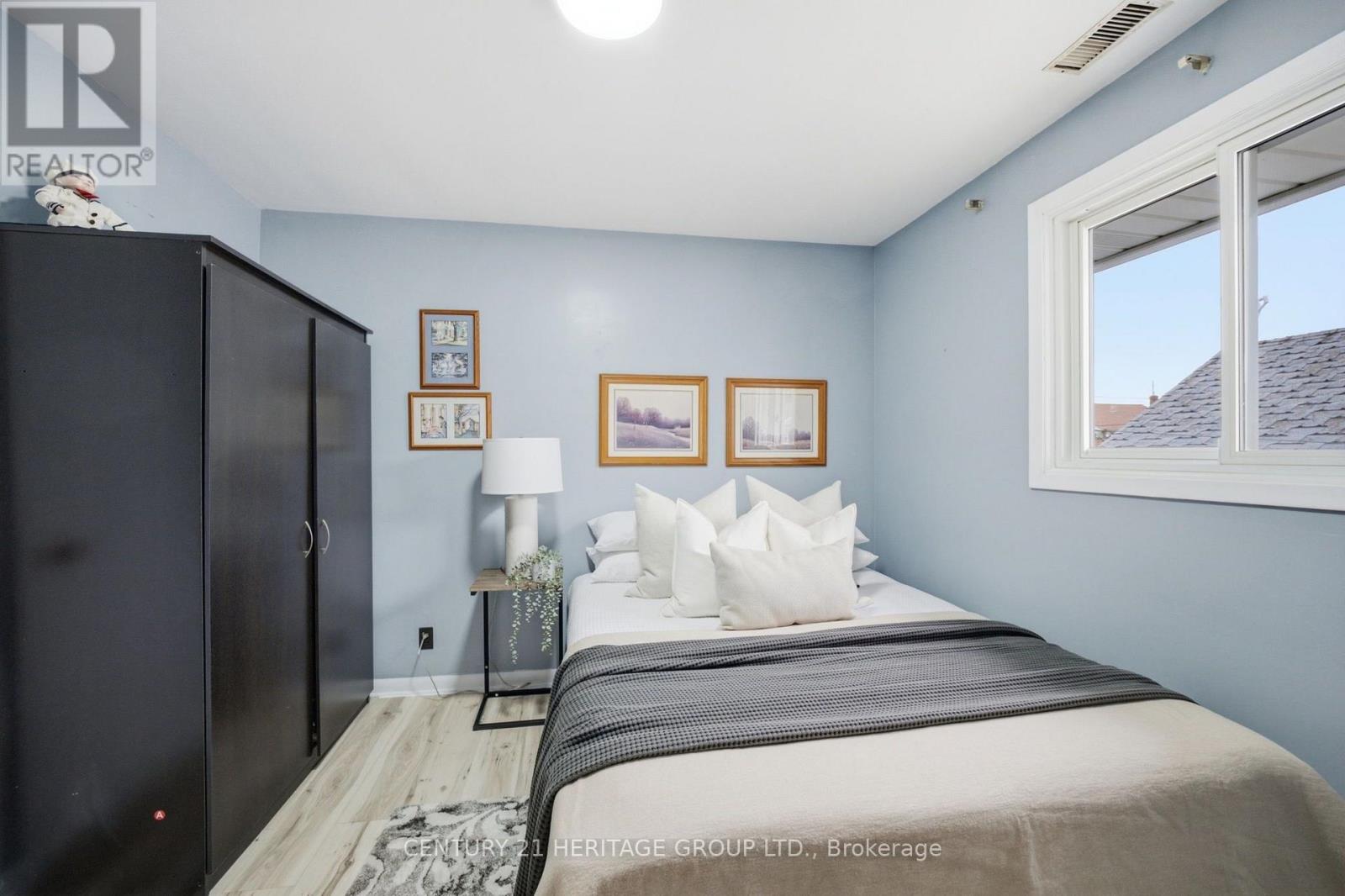 64 Christmas Street, Port Colborne, ON photo 22
