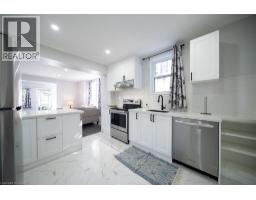Family room - 94 Brook Street, Simcoe, ON N3Y3G5 Photo 8