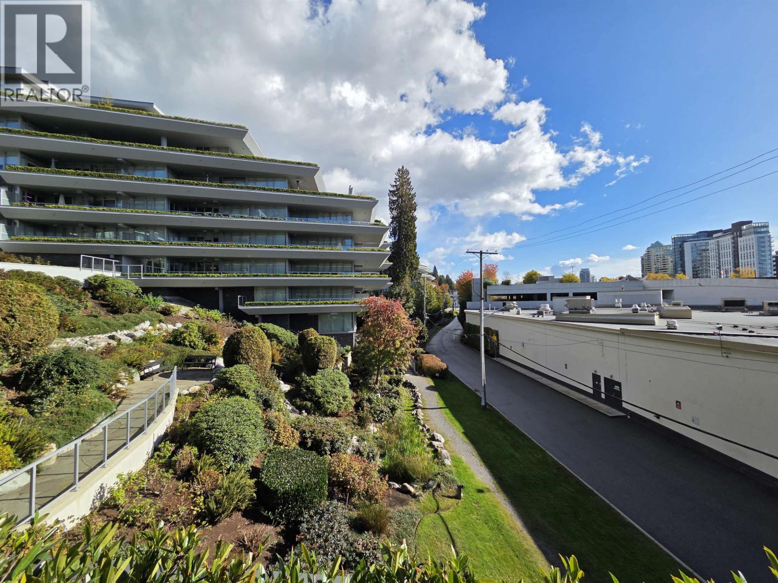 Photo of 100 888 ARTHUR ERICKSON PLACE 13