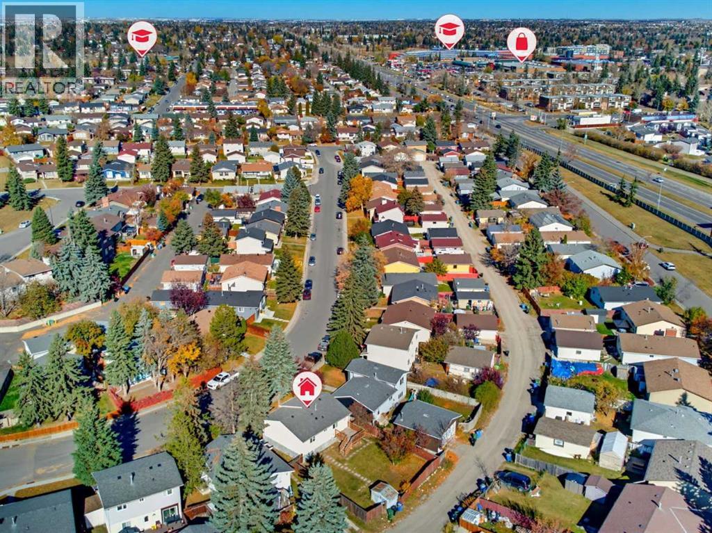 215 Rundlecairn Road NE - 41