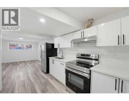 215 Rundlecairn Road NE - photo 17
