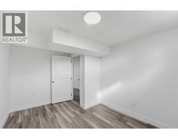 215 Rundlecairn Road NE - photo 22