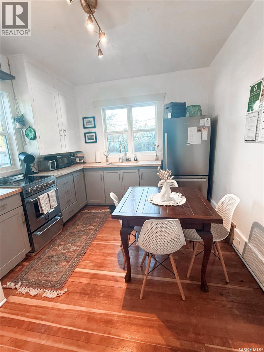 345 2nd STREET W - 20