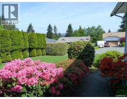 595 Delora Dr, Colwood, BC V9C3S2 Photo 38