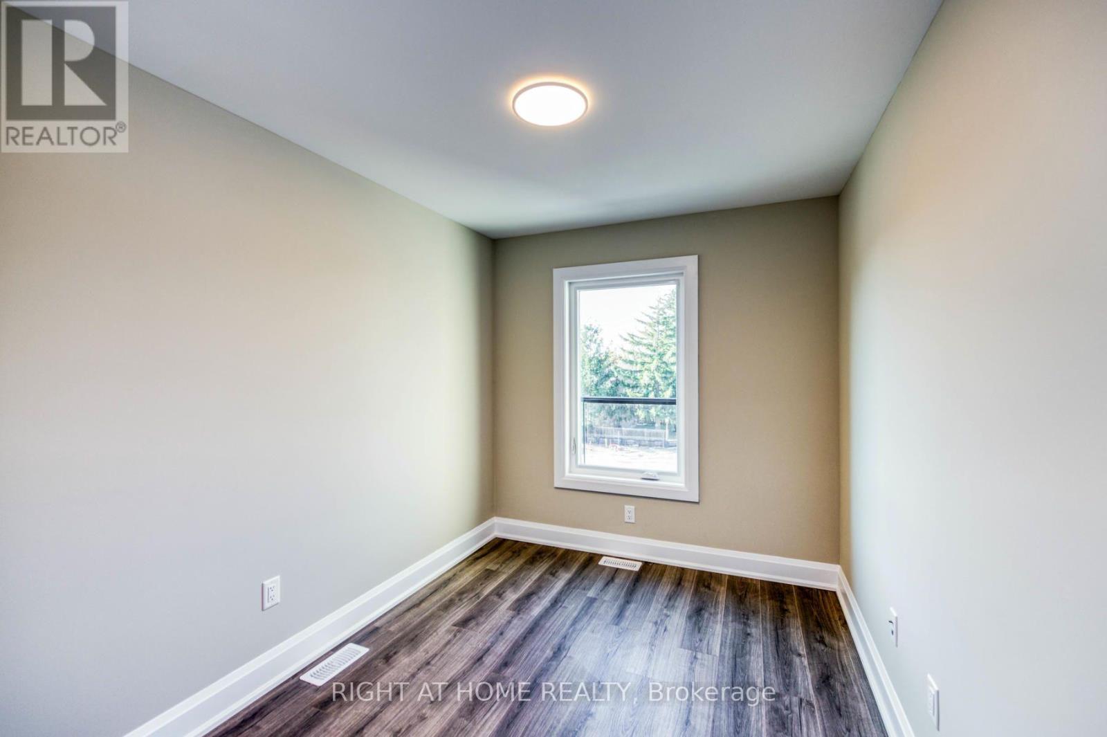 20- 292 Vine Street, St. Catharines, ON photo 16