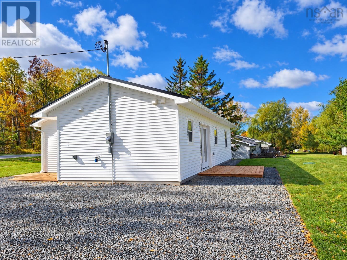 Property 3 of 25 of 1059 Wentworth Road